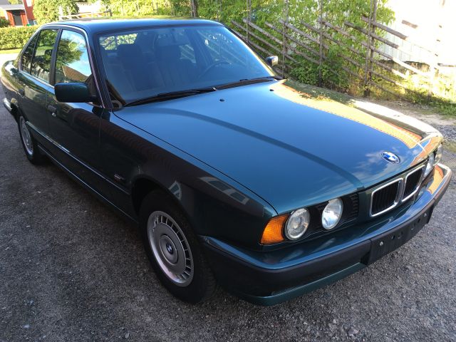 396757-8 BMW 520 i 1995   42000 km