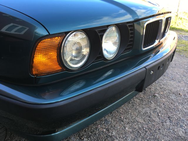 396757-12 BMW 520 i 1995   42000 km