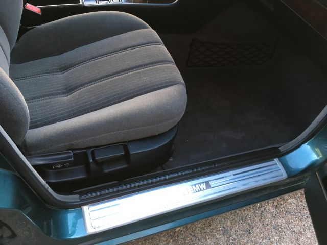 396757-14 BMW 520 i 1995   42000 km