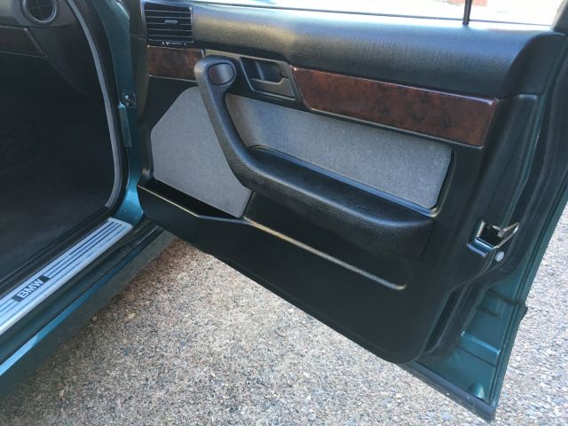 396757-13 BMW 520 i 1995   42000 km