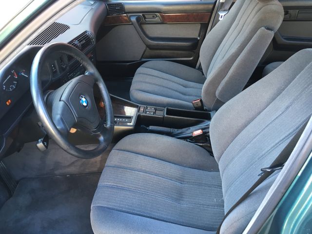 396757-23 BMW 520 i 1995   42000 km