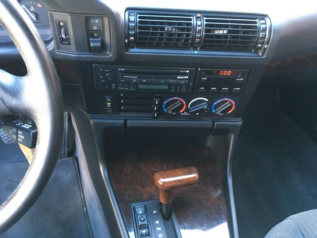 396757-27 BMW 520 i 1995   42000 km