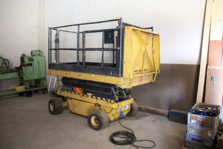 392882-2 Saxlift Grove SM3158E