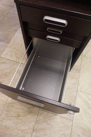 396868-3 Skrivbord i vinkel