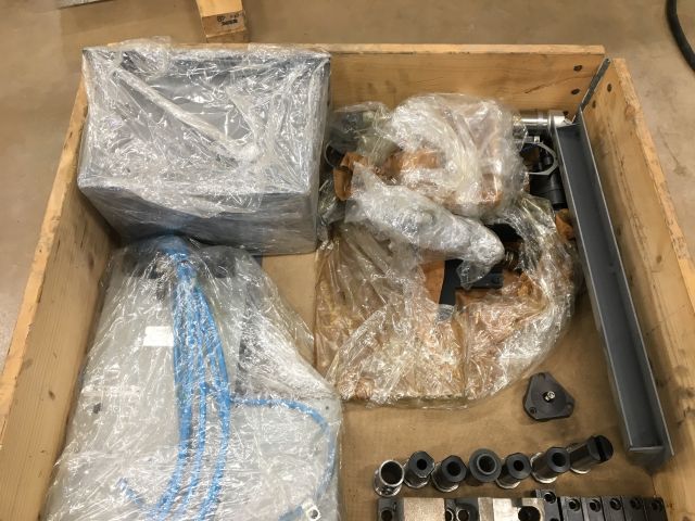 374469-16 CNC Lathe Hyundai KIA SKT-100