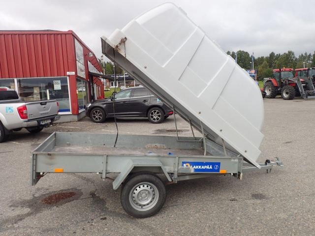 403695-20 Kåpsläpvagn Majava -13 WPU249