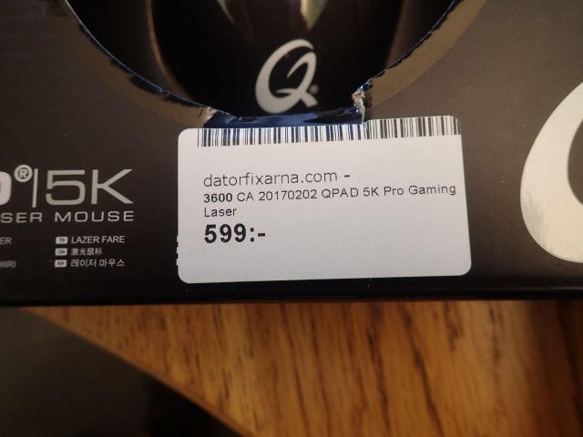 261253-3 NEW QPAD Gaming Mouse and Mionix Mouse Pad