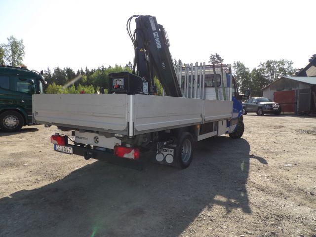 379502-3 VW Crafter with crane -15