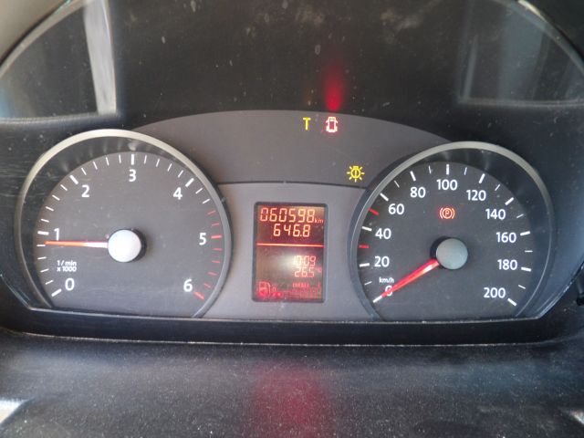 379502-6 VW Crafter with crane -15