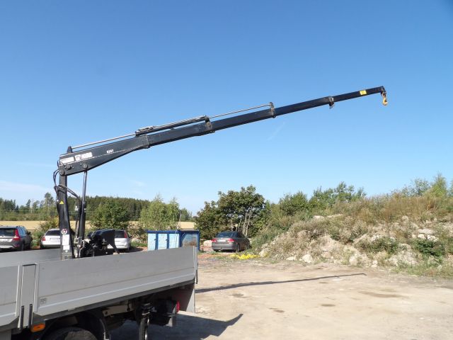 379502-17 VW Crafter with crane -15
