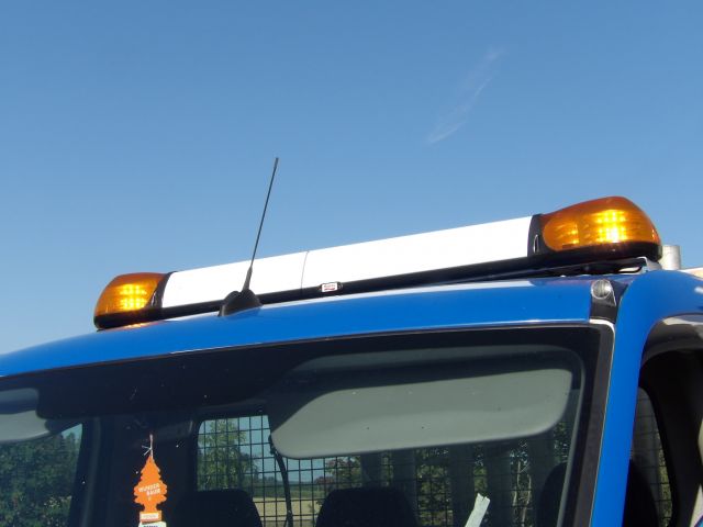 379502-40 VW Crafter with crane -15