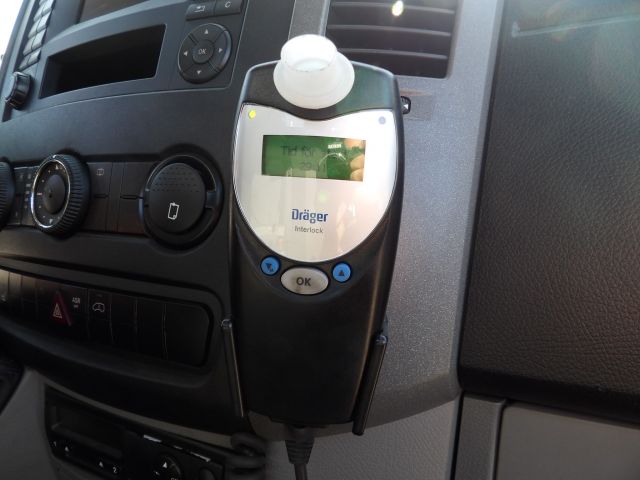 379502-51 VW Crafter with crane -15