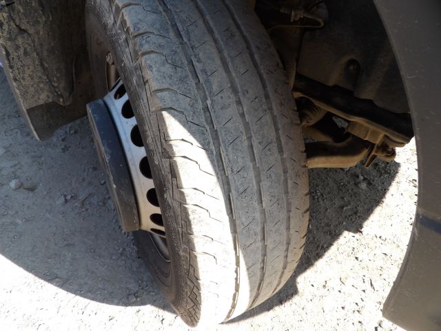 379502-58 VW Crafter with crane -15