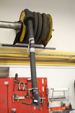 402331-2 Avgasutsug väggmonterad inkl. fläkt