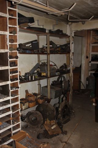 407287-1 Everything in the shelf