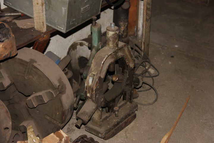 407287-3 Everything in the shelf