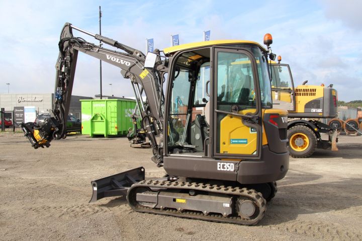 387062-3 Bandgrävmaskin Volvo EC35D -16 (ny!)