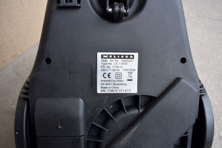 407927-3 Vacuum cleaner Melissa