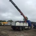 403669-2 VOLVO FH12 6 * 2 with tipping flap and Palfinger crane. ROR493