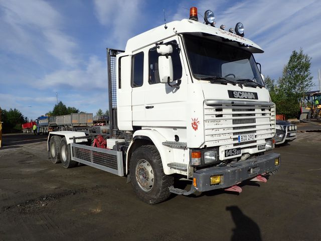 407160-3 SCANIA R143 Lastväxlare Reg:BZD290
