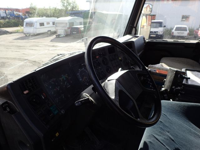 407160-79 SCANIA R143 Lastväxlare Reg:BZD290