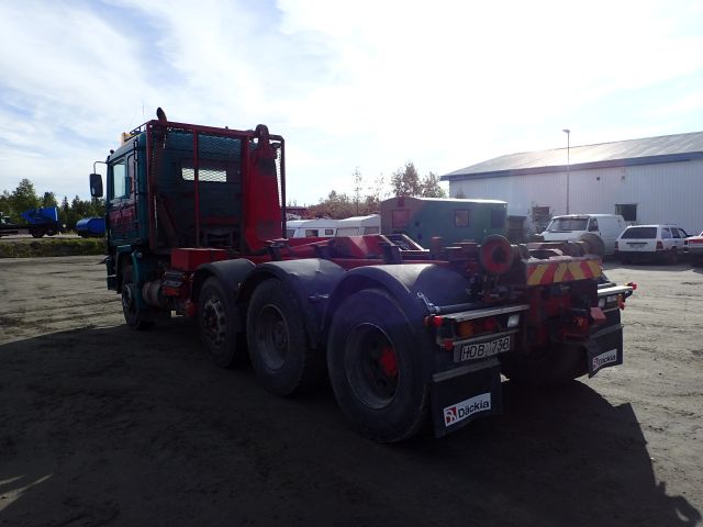 407161-7 VOLVO F16 Lastväxlare Reg: HDB738