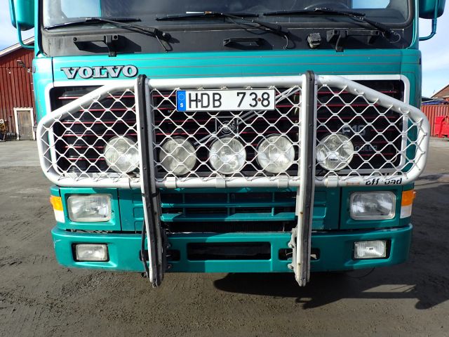 407161-27 VOLVO F16 Lastväxlare Reg: HDB738