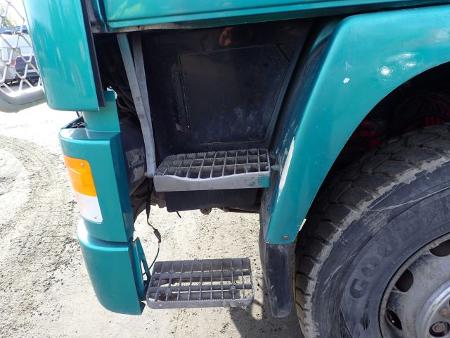 407161-30 VOLVO F16 Lastväxlare Reg: HDB738