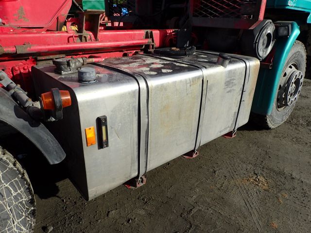 407161-51 VOLVO F16 Lastväxlare Reg: HDB738