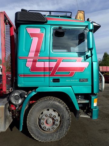 407161-53 VOLVO F16 Lastväxlare Reg: HDB738