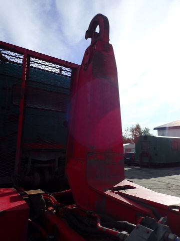 407161-60 VOLVO F16 Lastväxlare Reg: HDB738