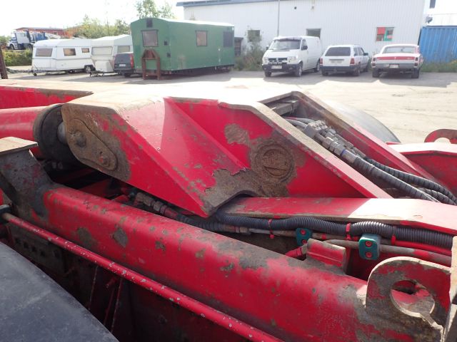 407161-63 VOLVO F16 Lastväxlare Reg: HDB738