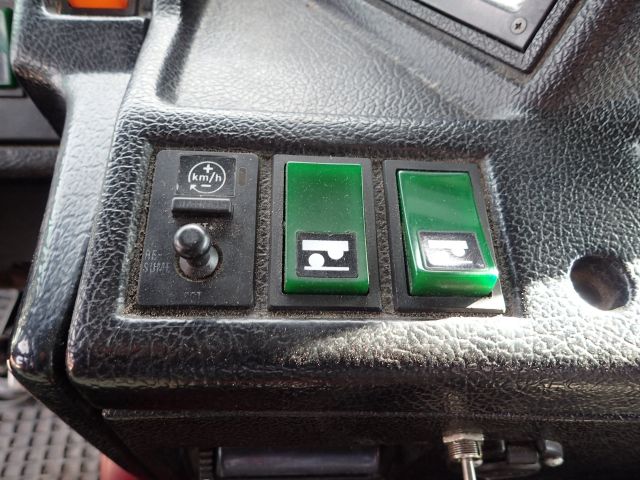 407161-70 VOLVO F16 Lastväxlare Reg: HDB738