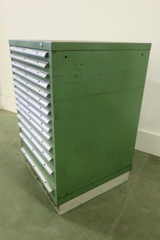 397541-17 Listaskåp