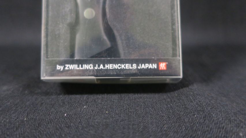 397196-2 Zwilling Miyabi 600D Brödkniv 23cm