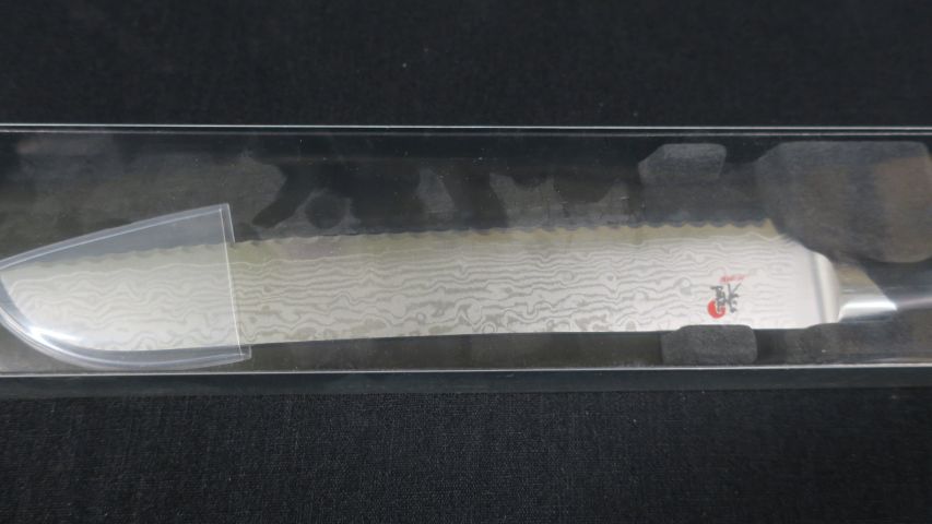 397196-5 Zwilling Miyabi 600D Brödkniv 23cm