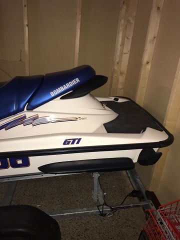 408070-5 Seadoo 800 GTI Bombardier incl. trailer