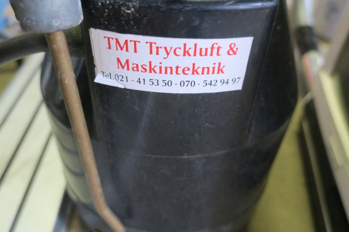 377437-10 Nederman blaster, vacuum suction, compressed air container, rotella on ramp