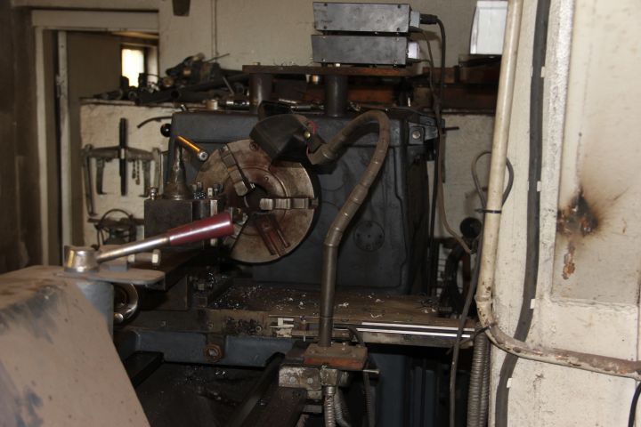 407263-19 Metal lathe uzina