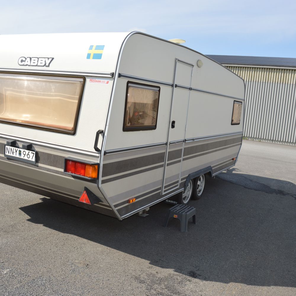 408118-1 CABBY 562 DLX -1988