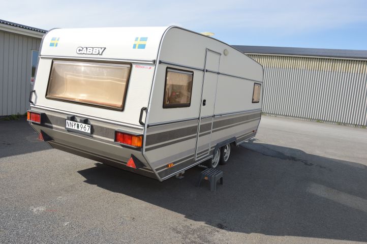 408118-1 CABBY 562 DLX -1988