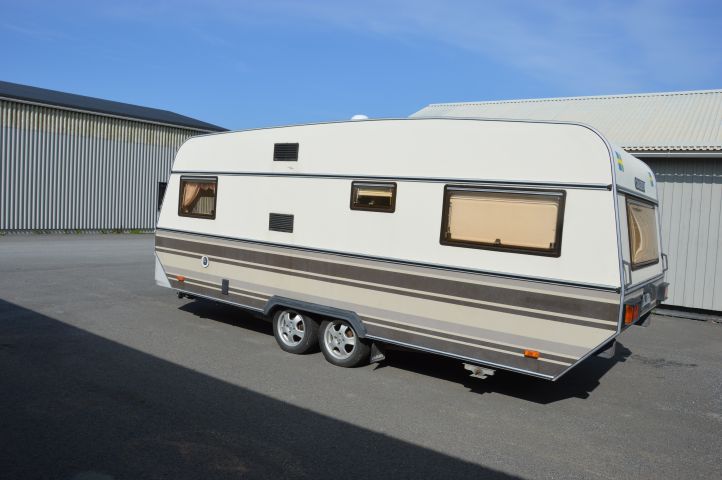 408118-6 CABBY 562 DLX -1988