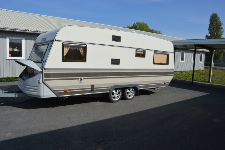 408118-7 CABBY 562 DLX -1988