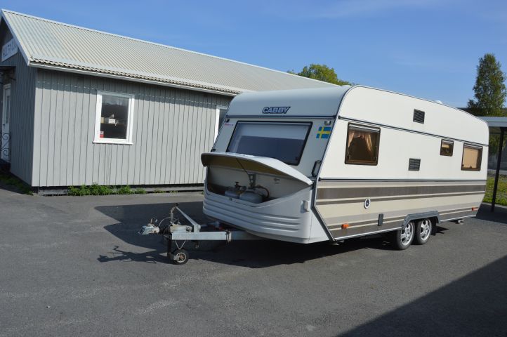 408118-9 CABBY 562 DLX -1988