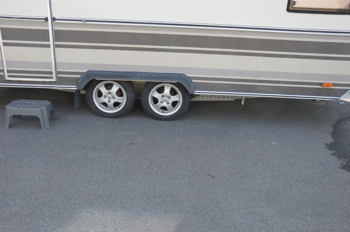 408118-15 CABBY 562 DLX -1988