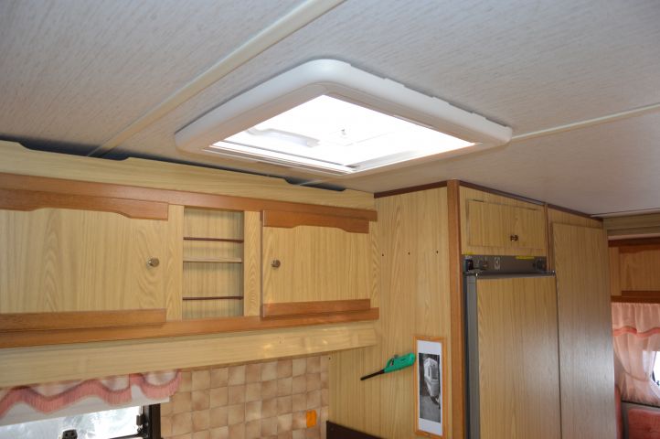 408118-17 CABBY 562 DLX -1988