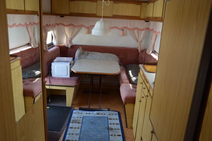 408118-25 CABBY 562 DLX -1988