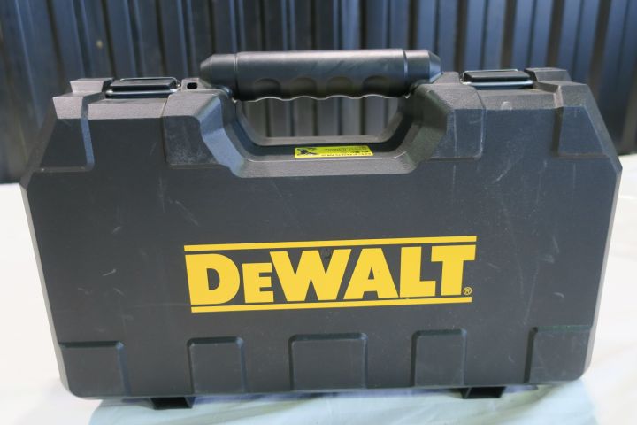 409057-10 DEWALT IMPACT DRIVER DCF895M2-QW