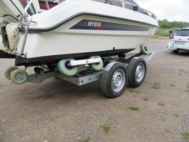 343941-3 Boat trailer