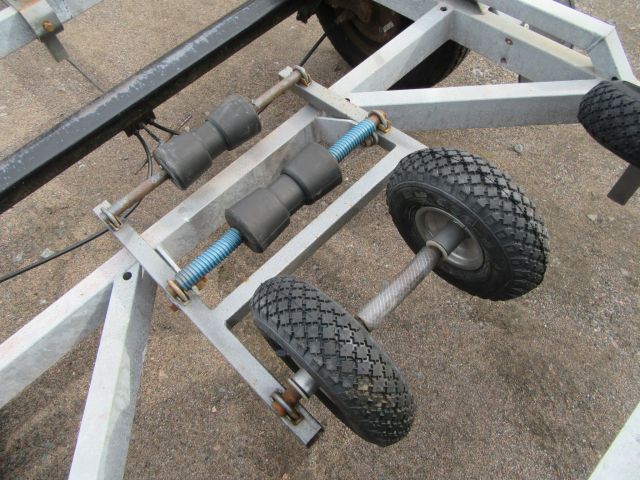 343944-8 BR FRANSSON 1000 Båttrailer